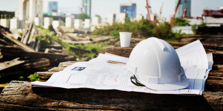 The Ultimate Guide to Hiring the Right Construction Contractor